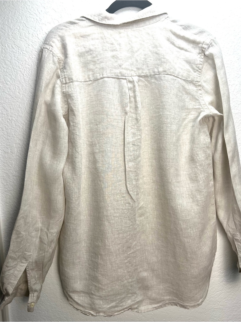 GAP Boyfriend Fit 100% Linen Button Down Shirt M Neutral Beige - Picture 2 of 9